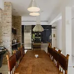 Luxury Chefs Apartment Near The Sea