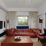 Luxury Chefs Apartment Near The Sea
